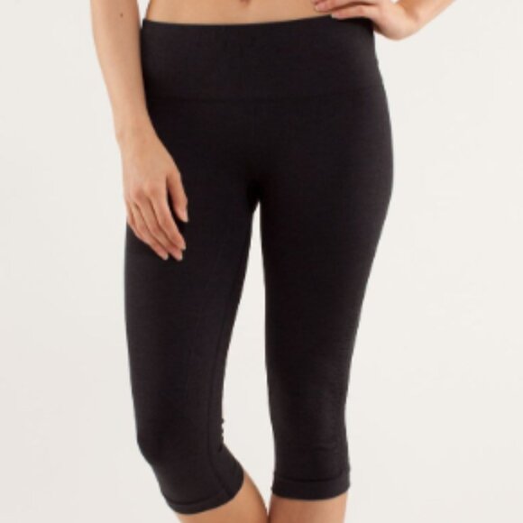 lululemon athletica Pants - Lululemon In The Flow Crop Size 2